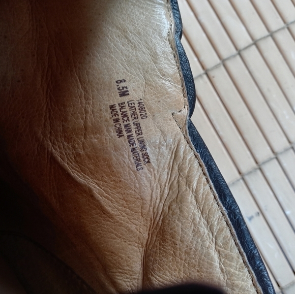 Sofft women's brown suede side zip ankle boots. 3" heel. Sz 8.5M. 234pm - Picture 11 of 11